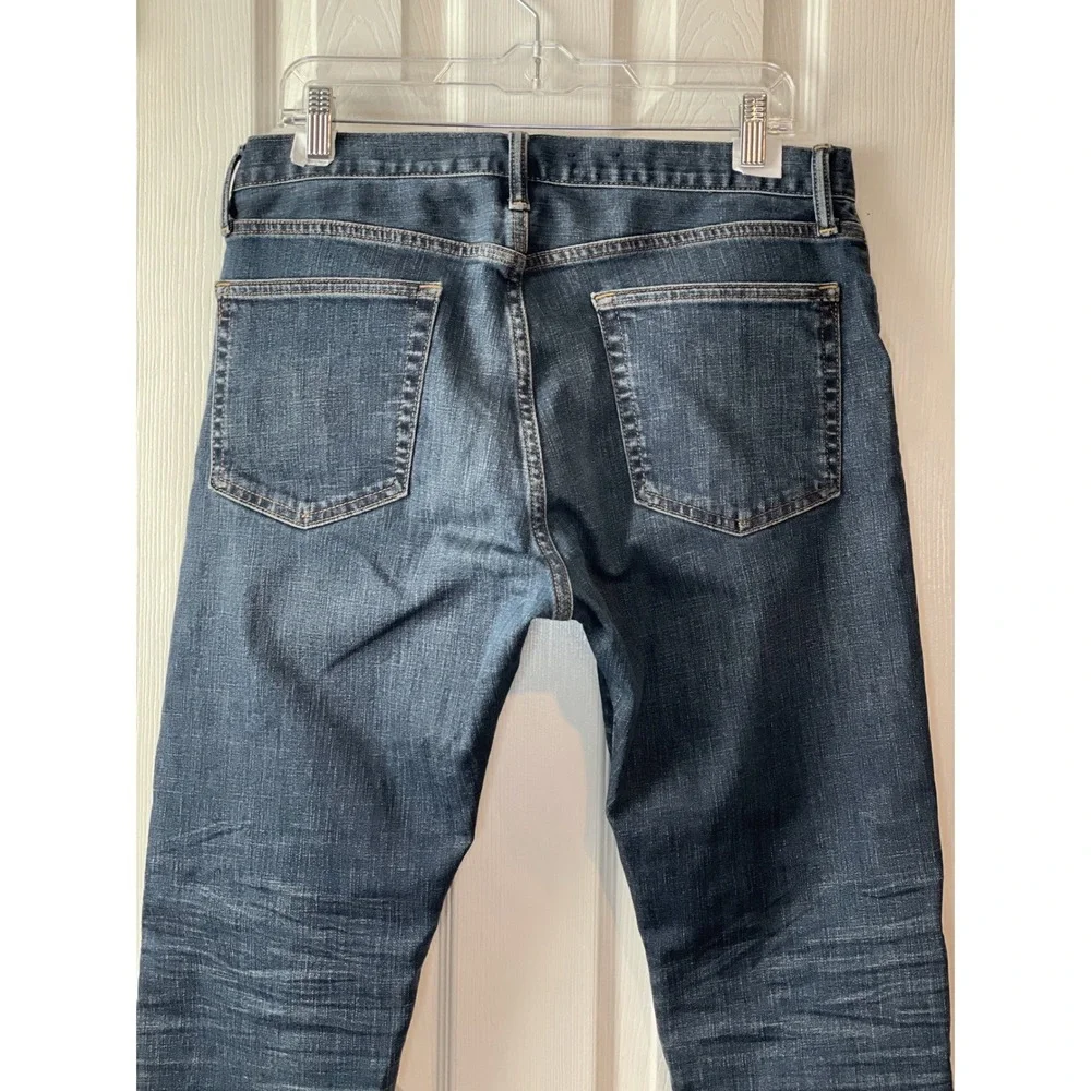 Gap Athletic‎ Taper Mens Jeans 32x30 Dark Tinted Stretch Denim Indigo Faded